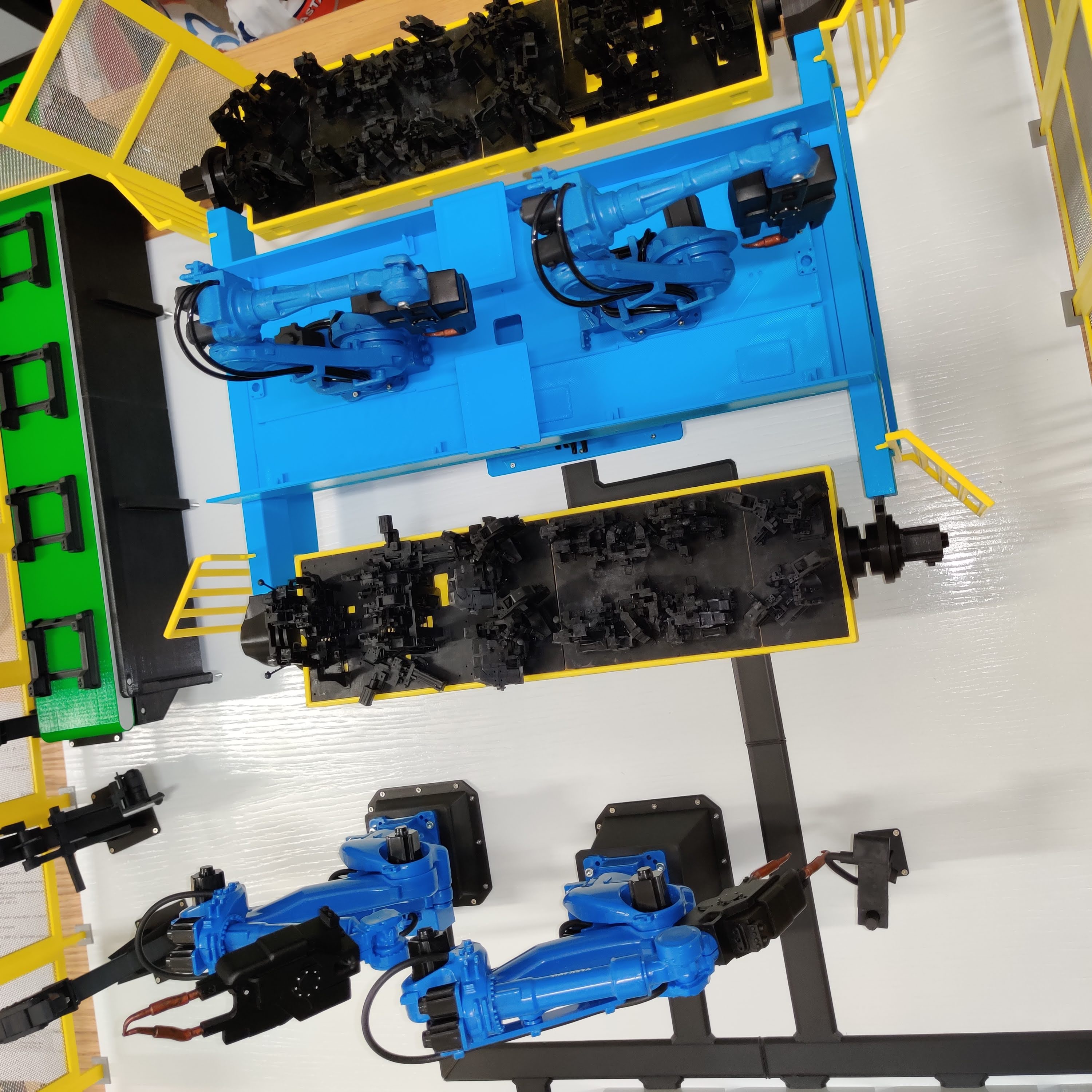 modellino in scala di impianto industriale stampato in 3d, trommel e componenti di linea di produzione